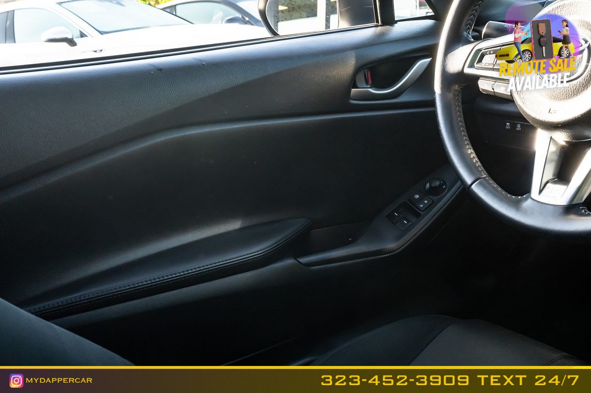 Mazda MX-5 photo 18