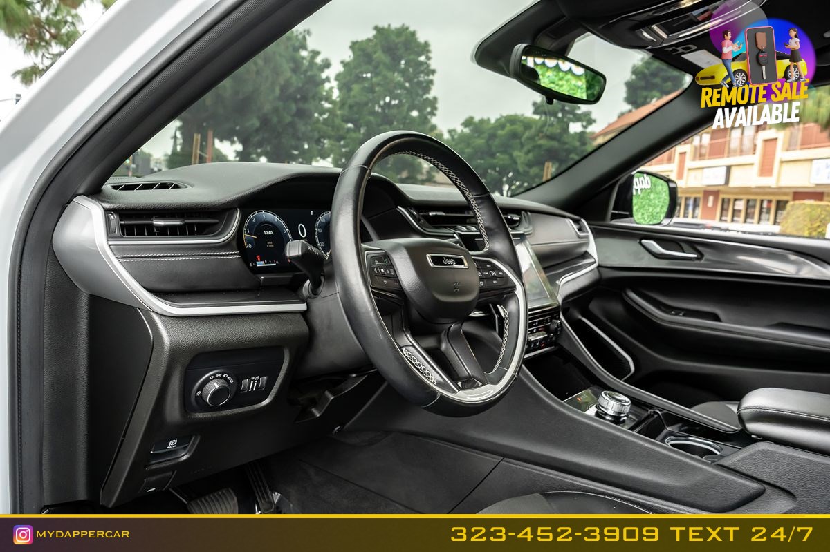 Jeep Grand Cherokee L photo 11