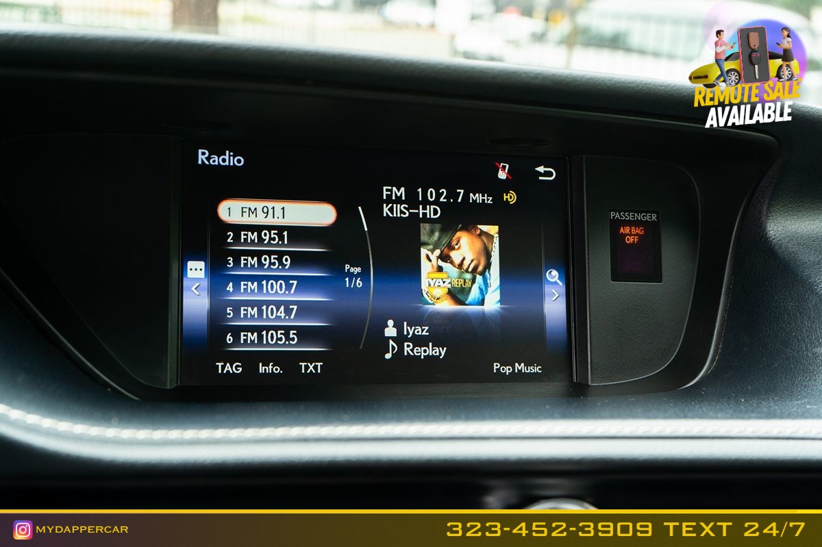Lexus ES photo 31