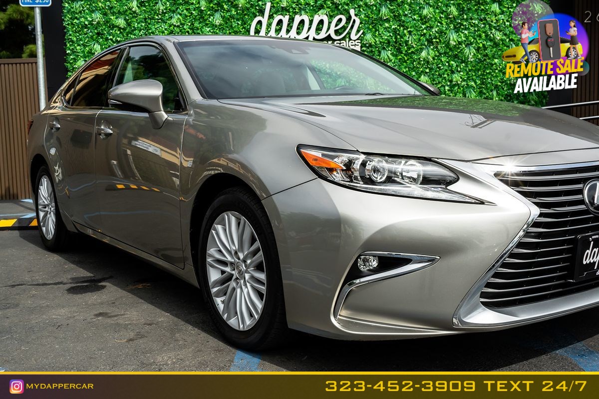 Lexus ES photo 5