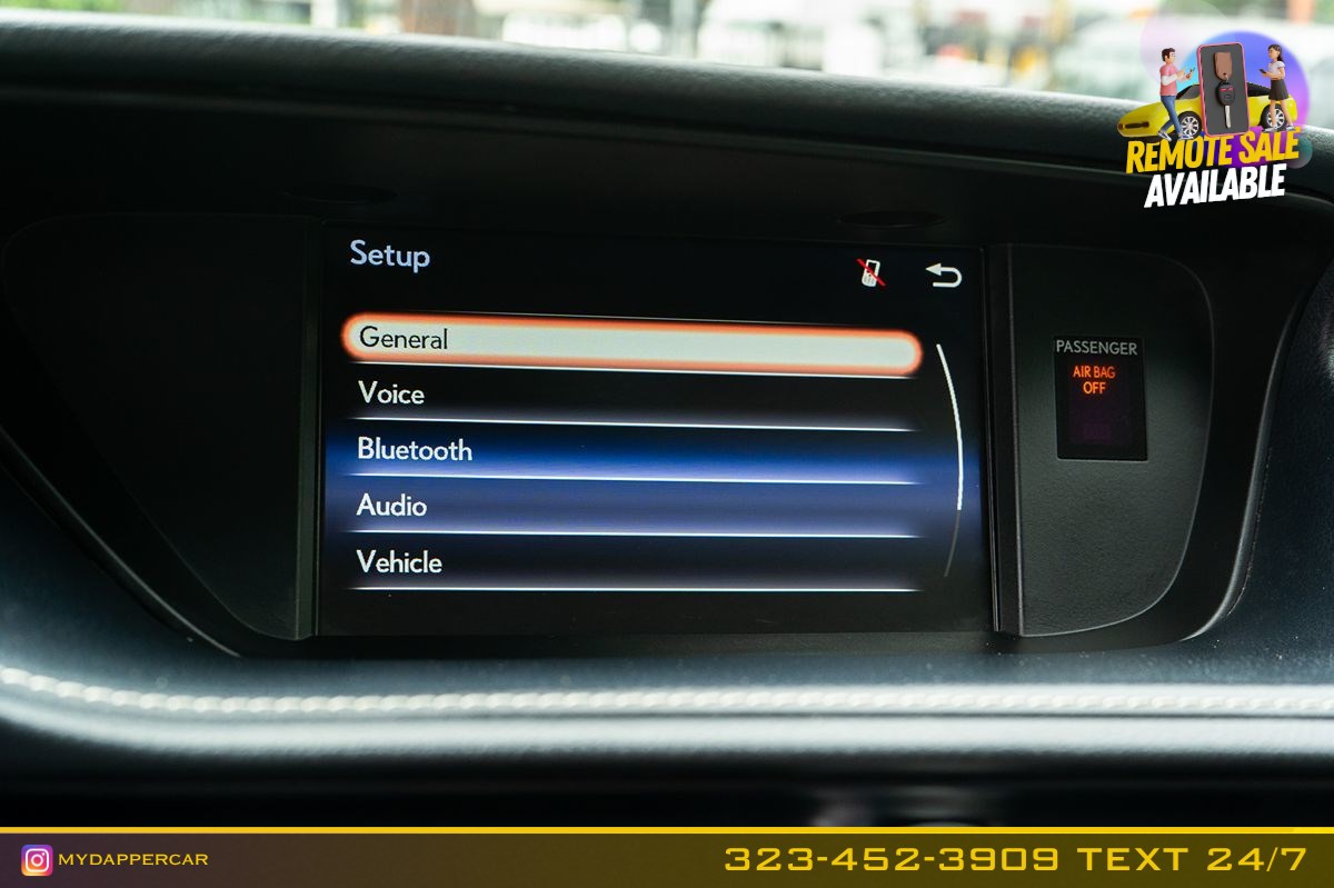 Lexus ES photo 34
