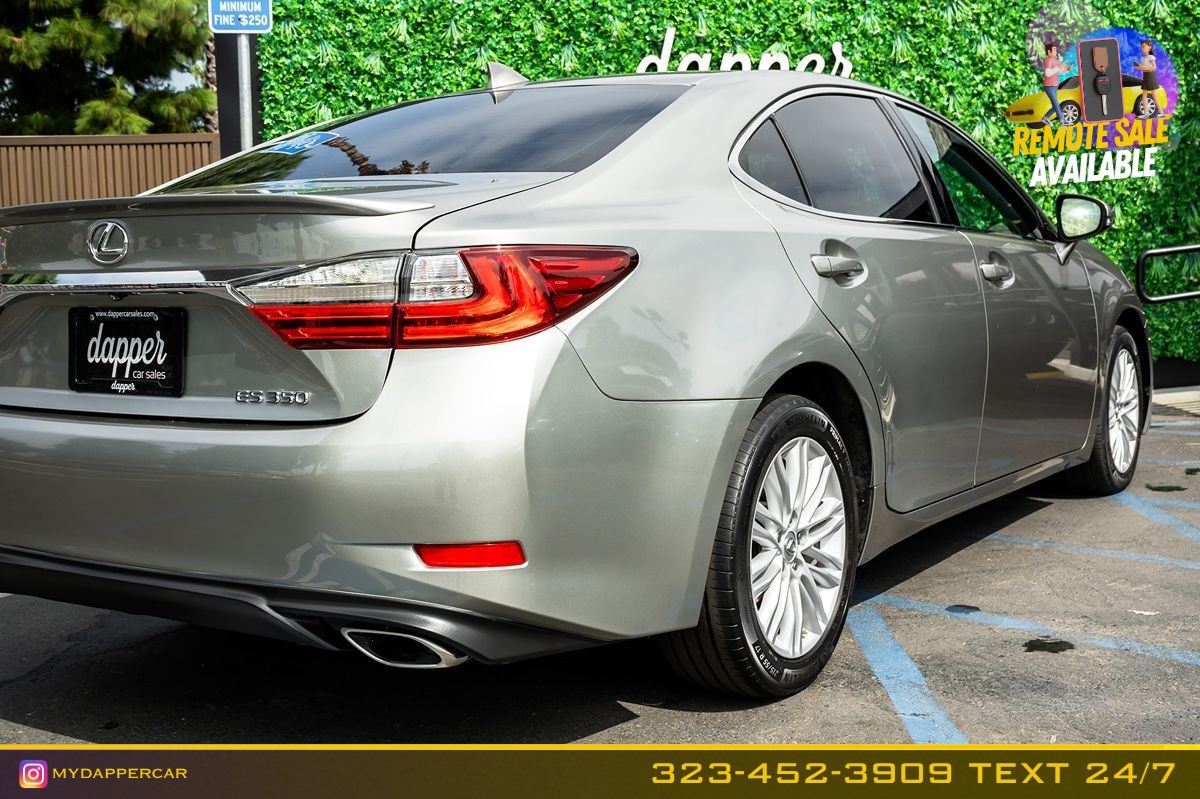 Lexus ES photo 8