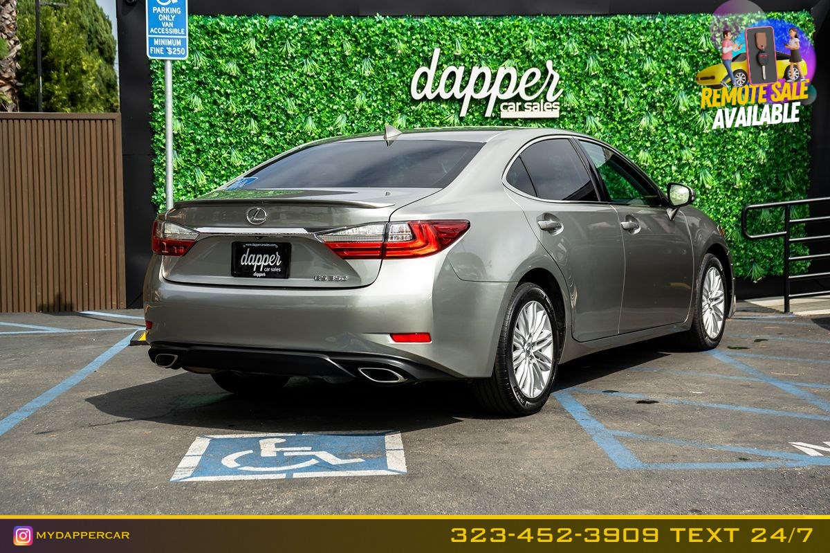 Lexus ES photo 6