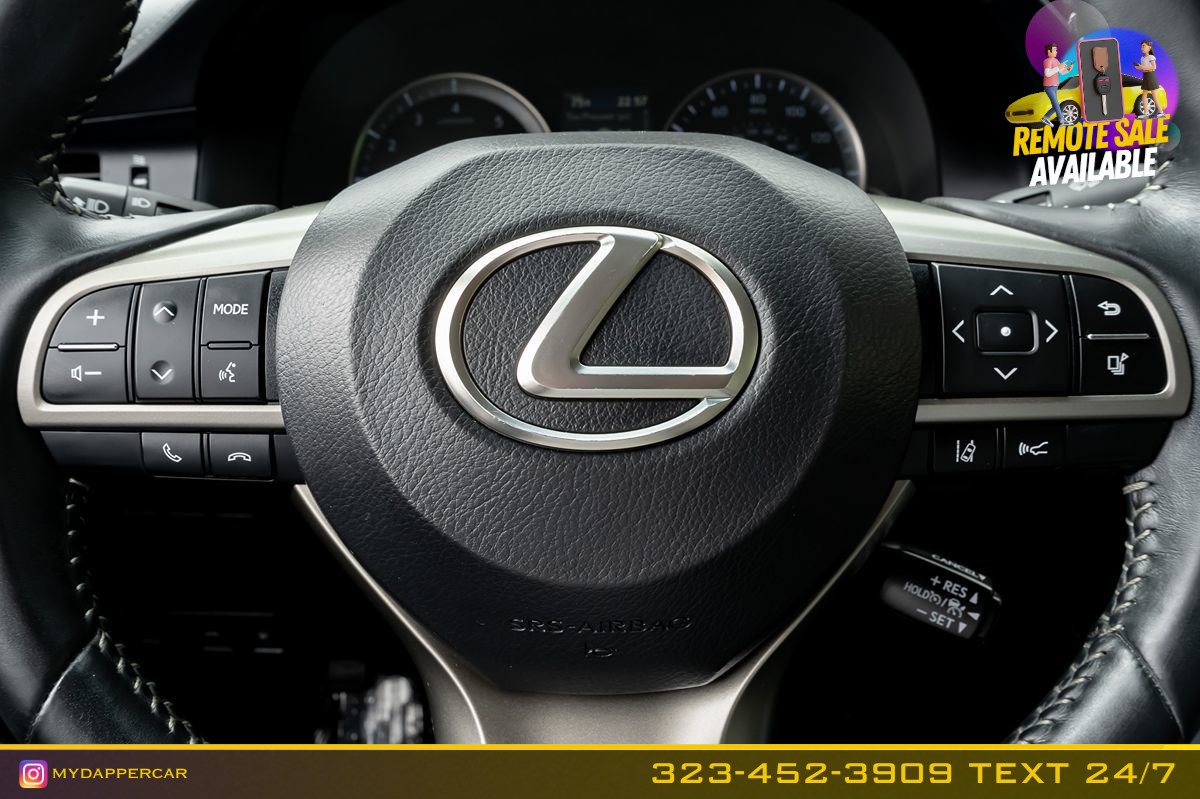 Lexus ES photo 25