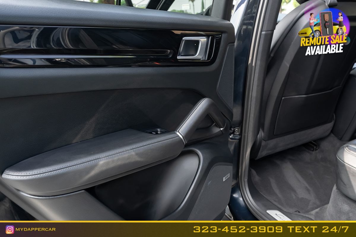 Porsche Cayenne photo 15