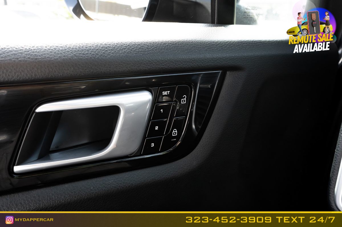Porsche Cayenne photo 27