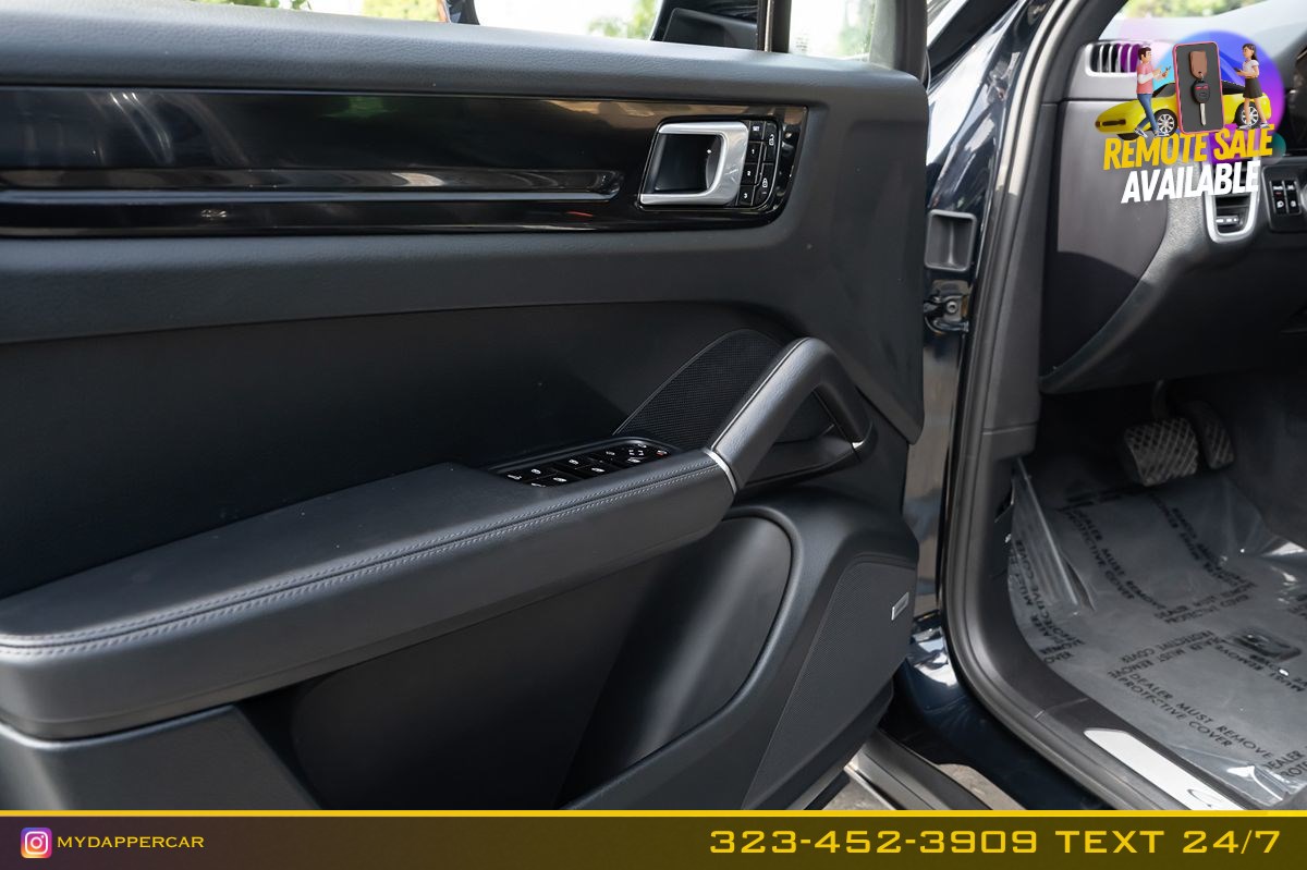 Porsche Cayenne photo 11