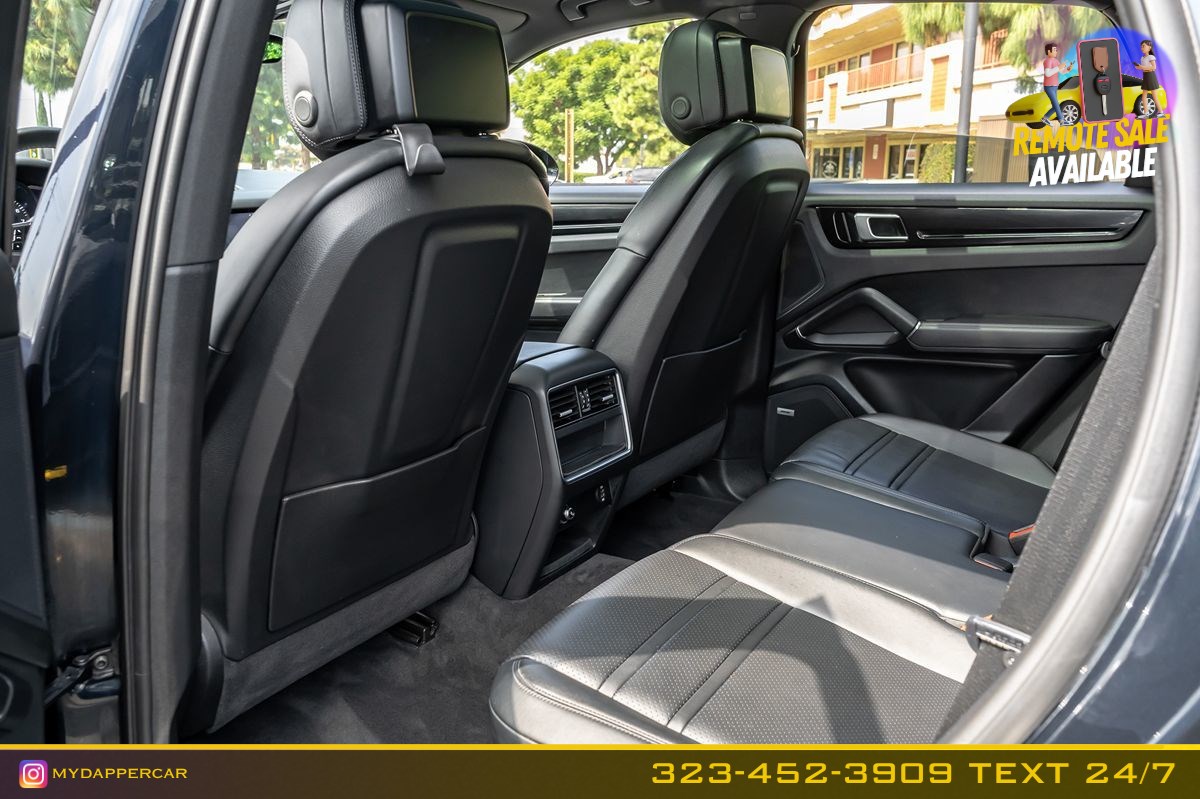 Porsche Cayenne photo 14