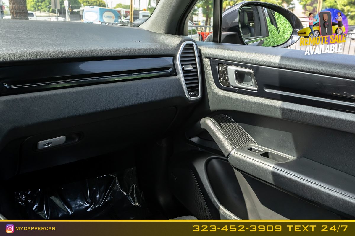 Porsche Cayenne photo 23