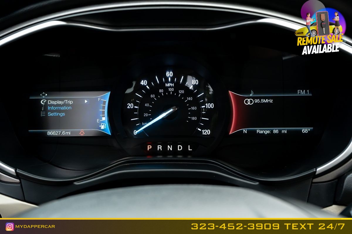 Ford Fusion photo 24