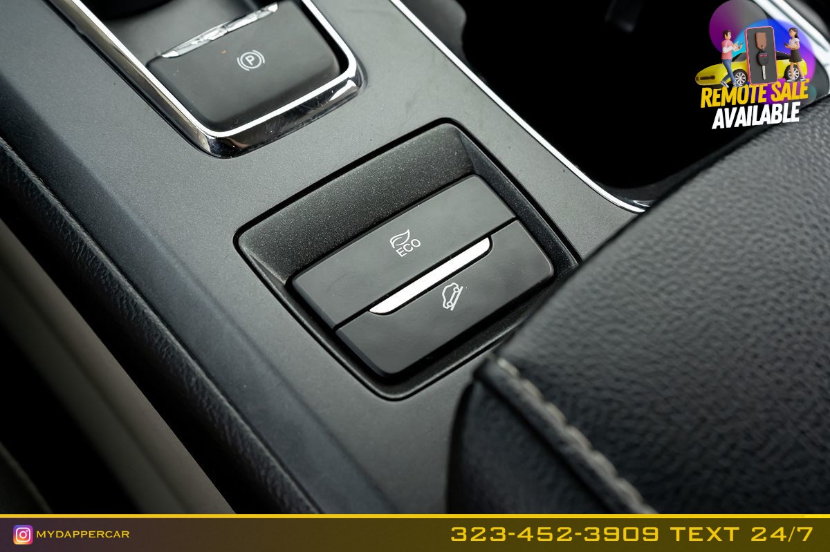 Ford Fusion photo 28