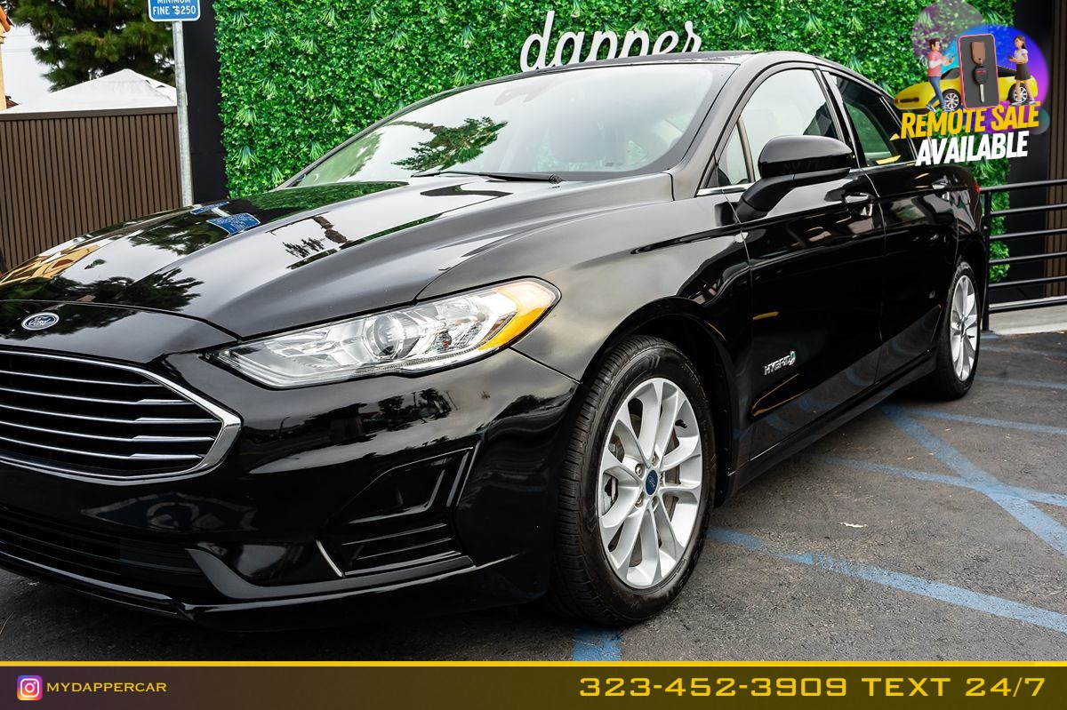 Ford Fusion photo 3
