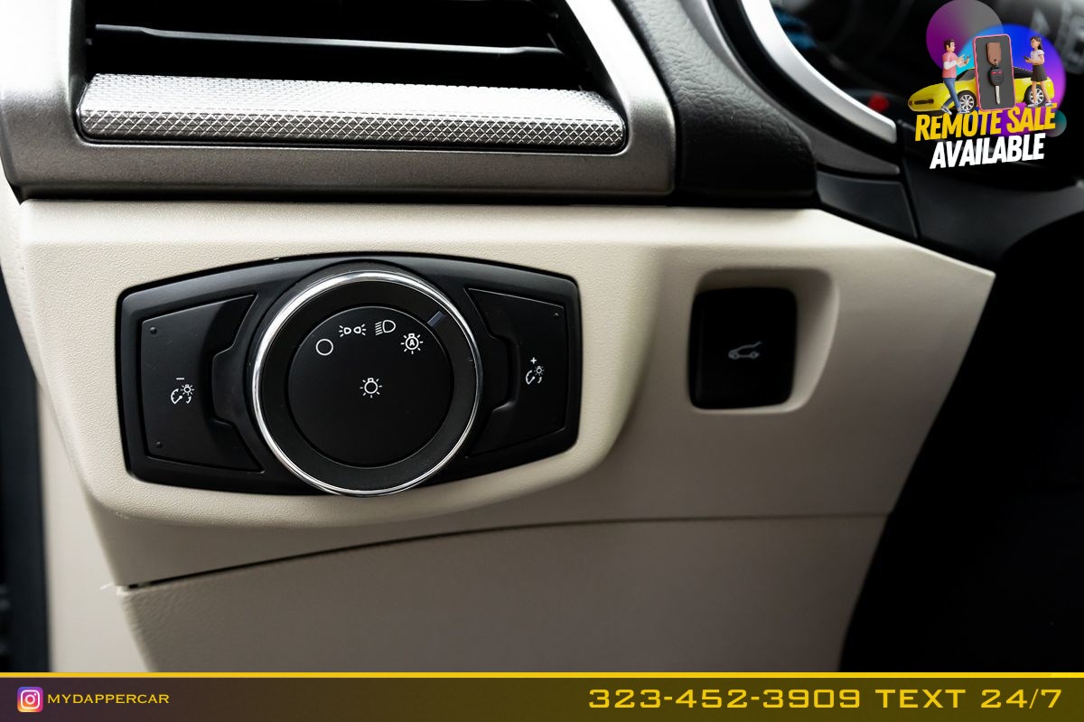 Ford Fusion photo 27
