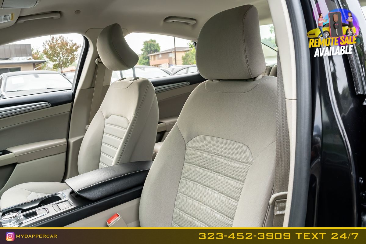 Ford Fusion photo 13