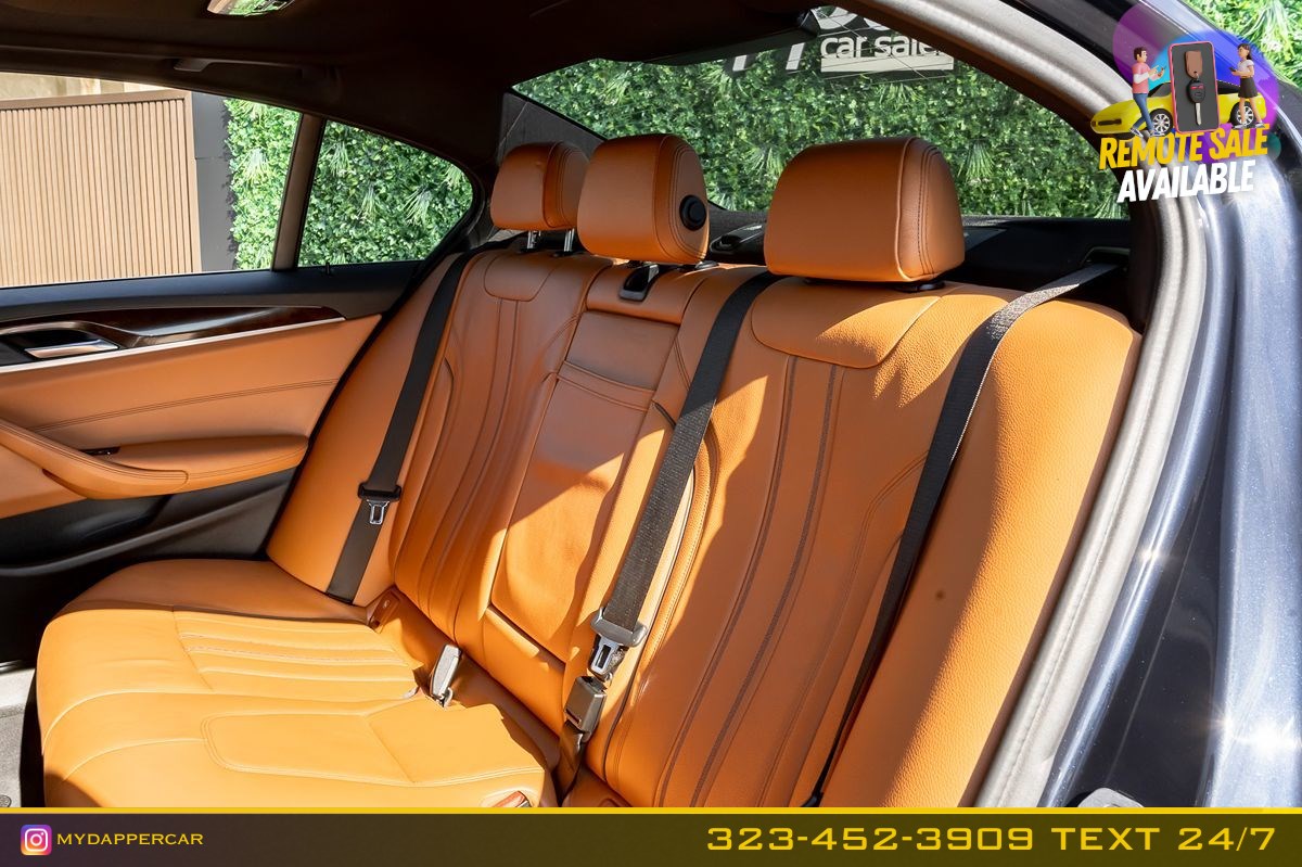 BMW 5 Series photo 17