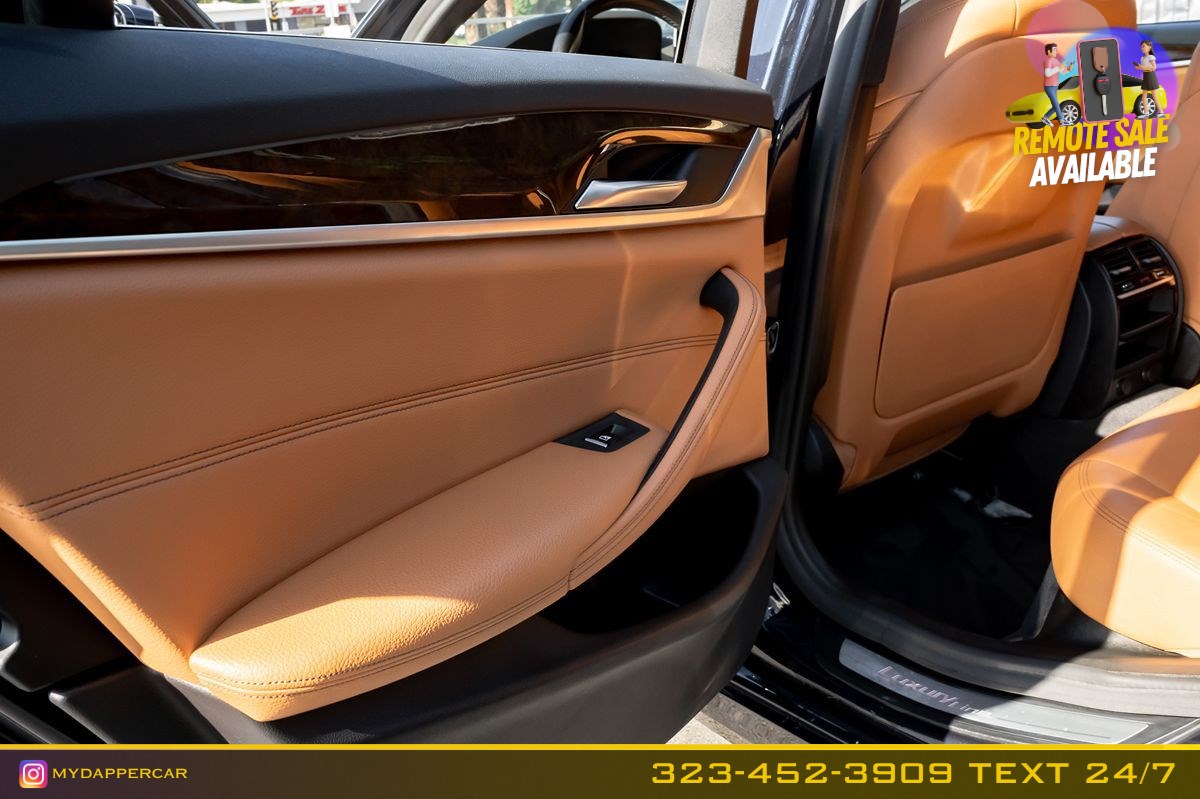 BMW 5 Series photo 16