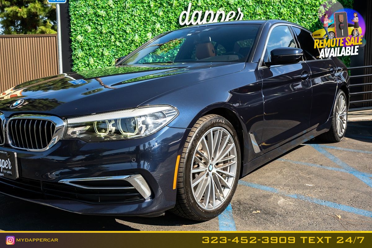 BMW 5 Series photo 3