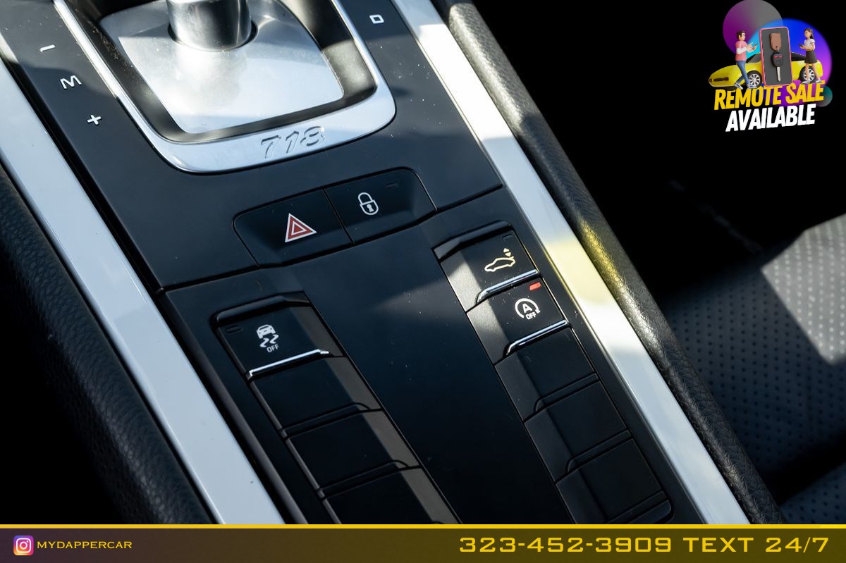 Porsche 718 Cayman photo 22