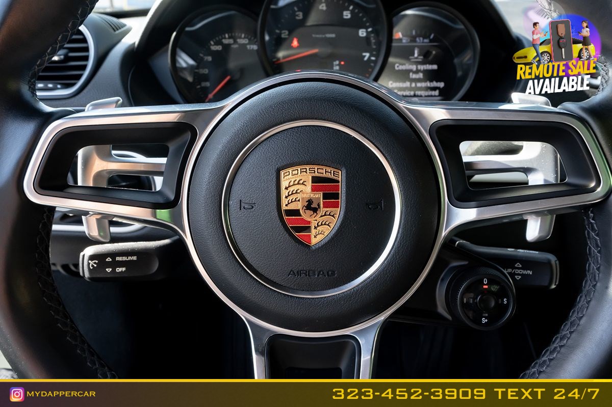 Porsche 718 Cayman photo 20