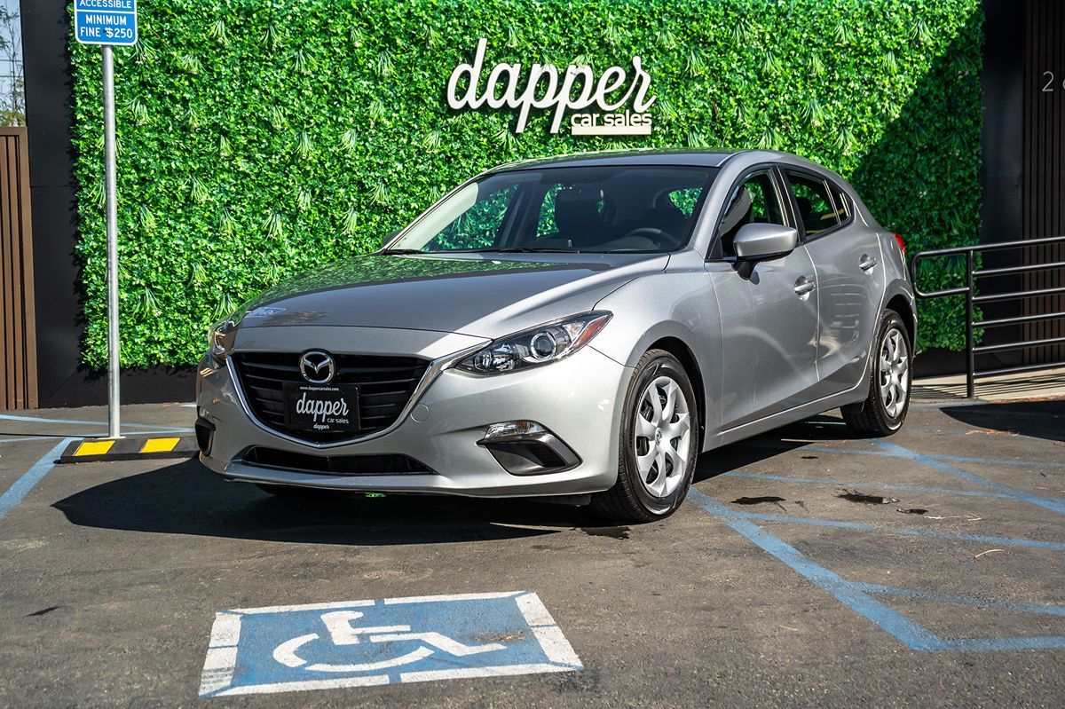 Mazda Mazda3 photo 2