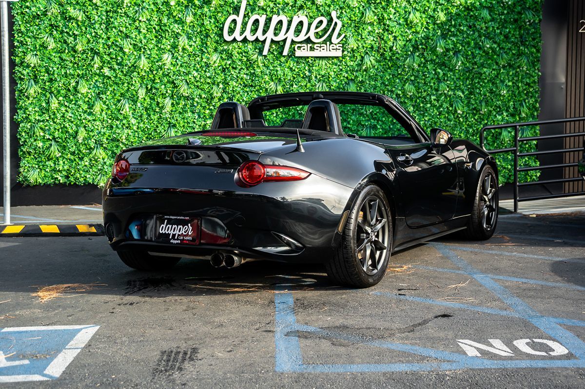 Mazda MX-5 photo 6