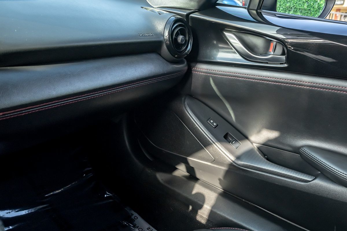 Mazda MX-5 photo 21