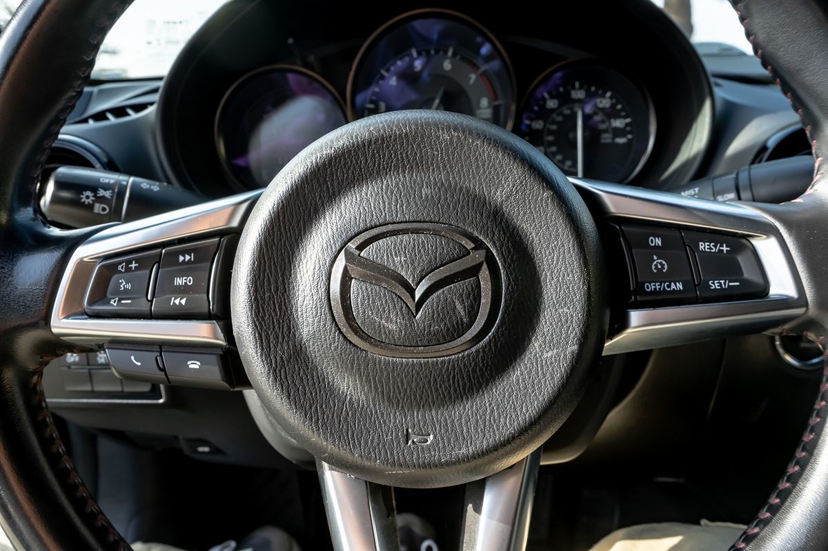 Mazda MX-5 photo 24
