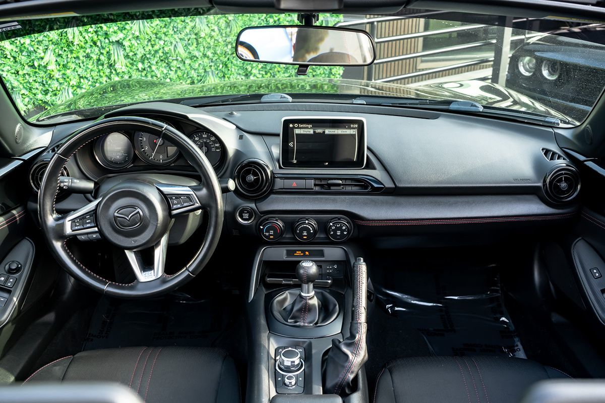 Mazda MX-5 photo 19