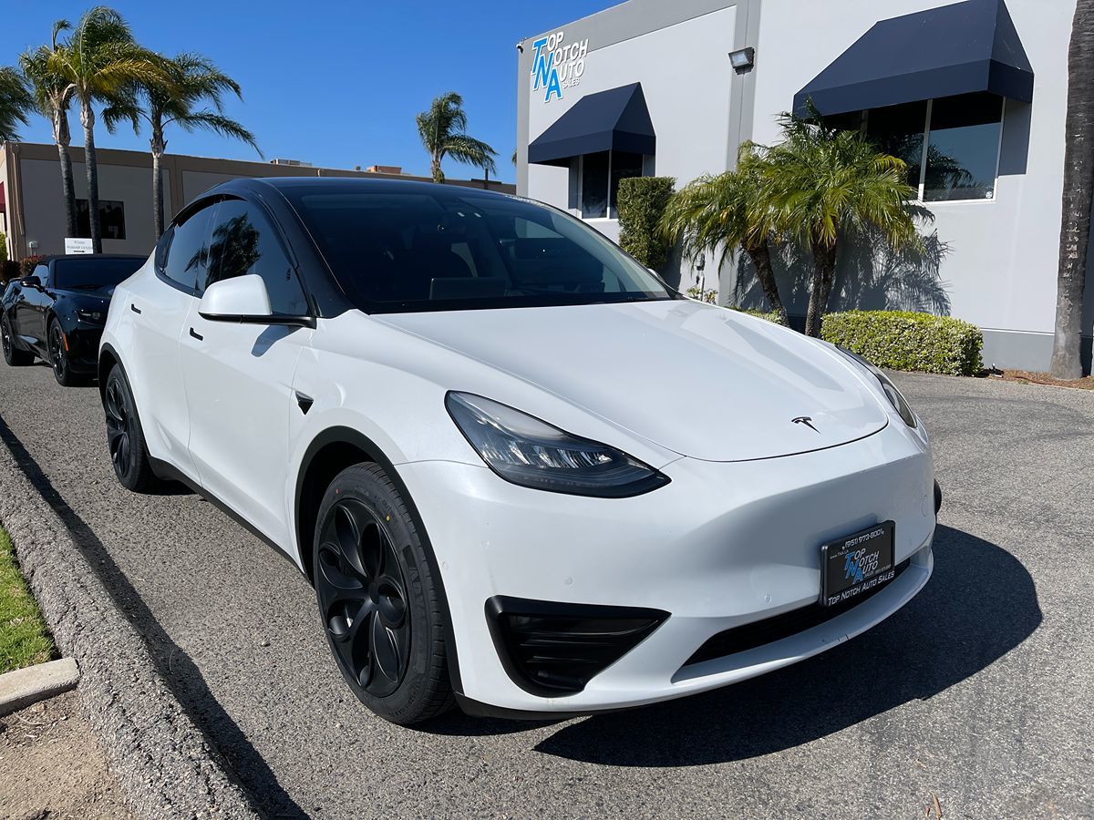 2021 Tesla Model Y Long Range photo 3