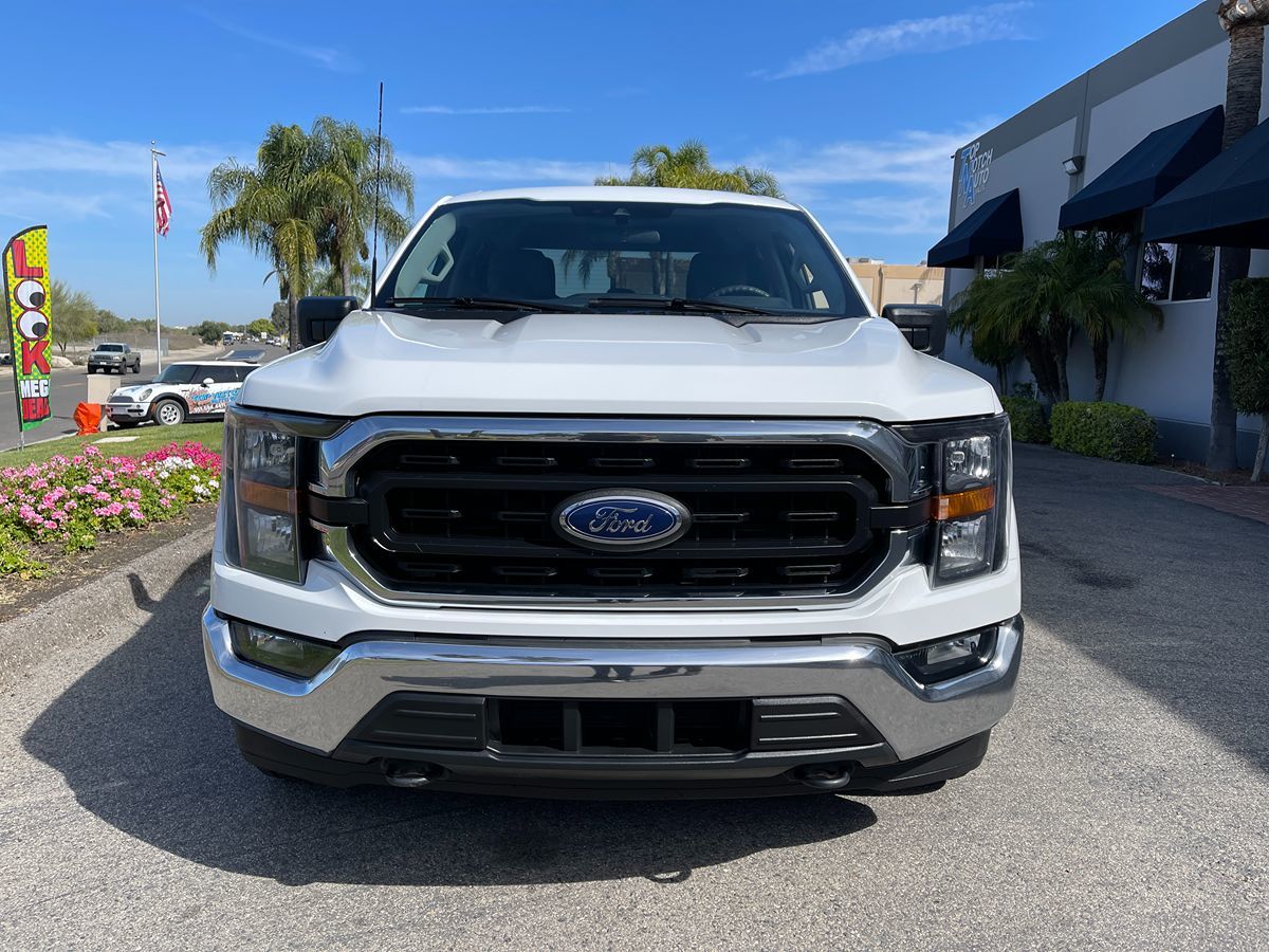 2023 Ford F-150 XLT photo 2
