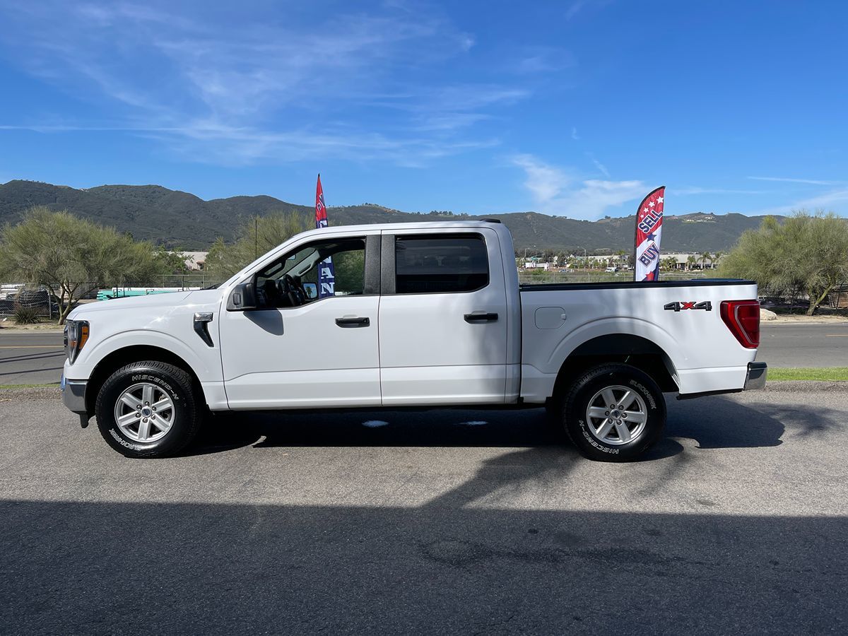 2023 Ford F-150 XLT photo 8