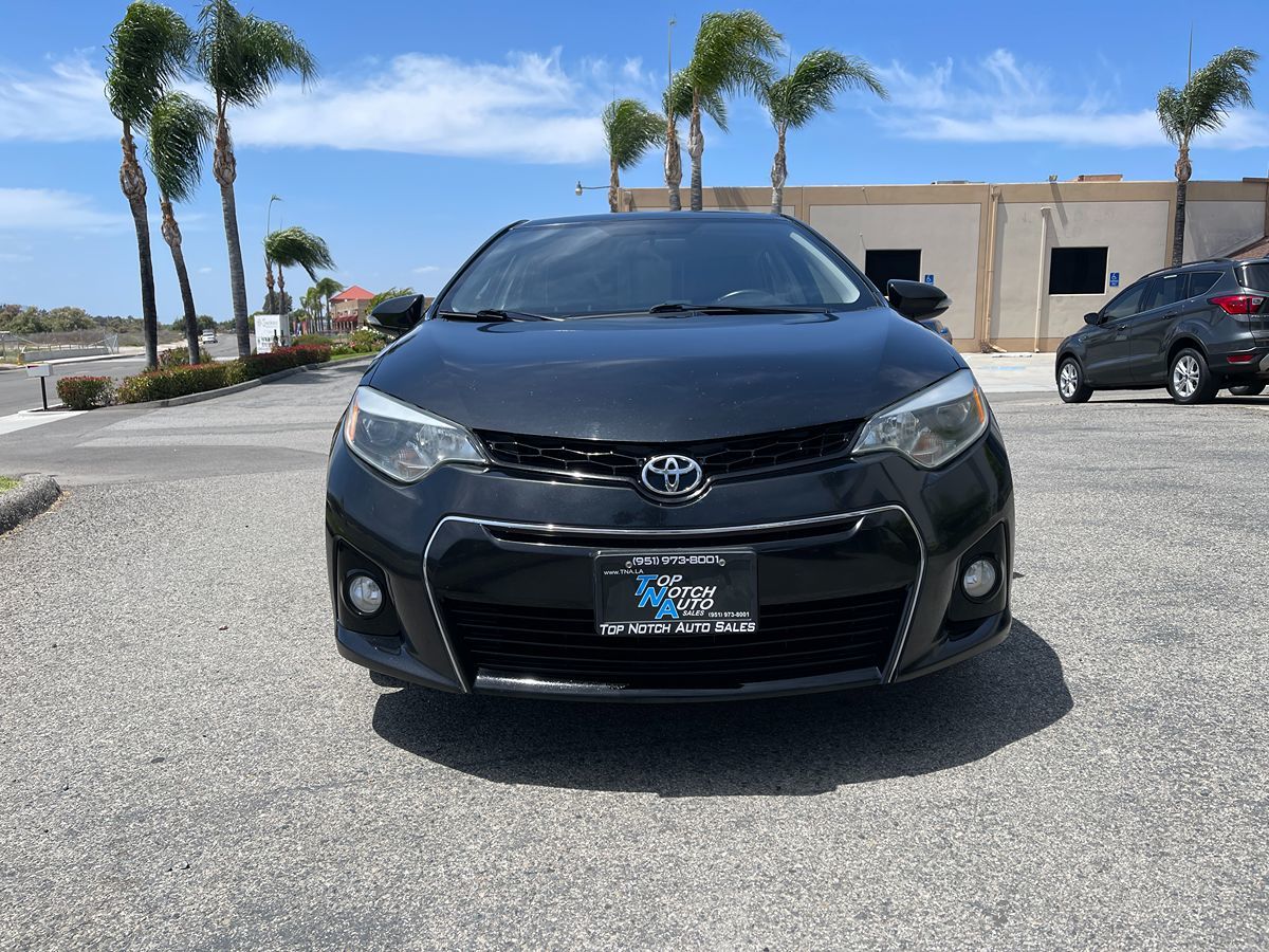2015 Toyota Corolla Plus photo 2