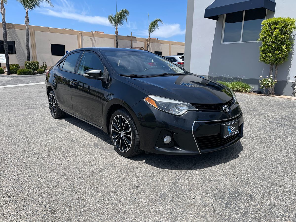 2015 Toyota Corolla Plus photo 3