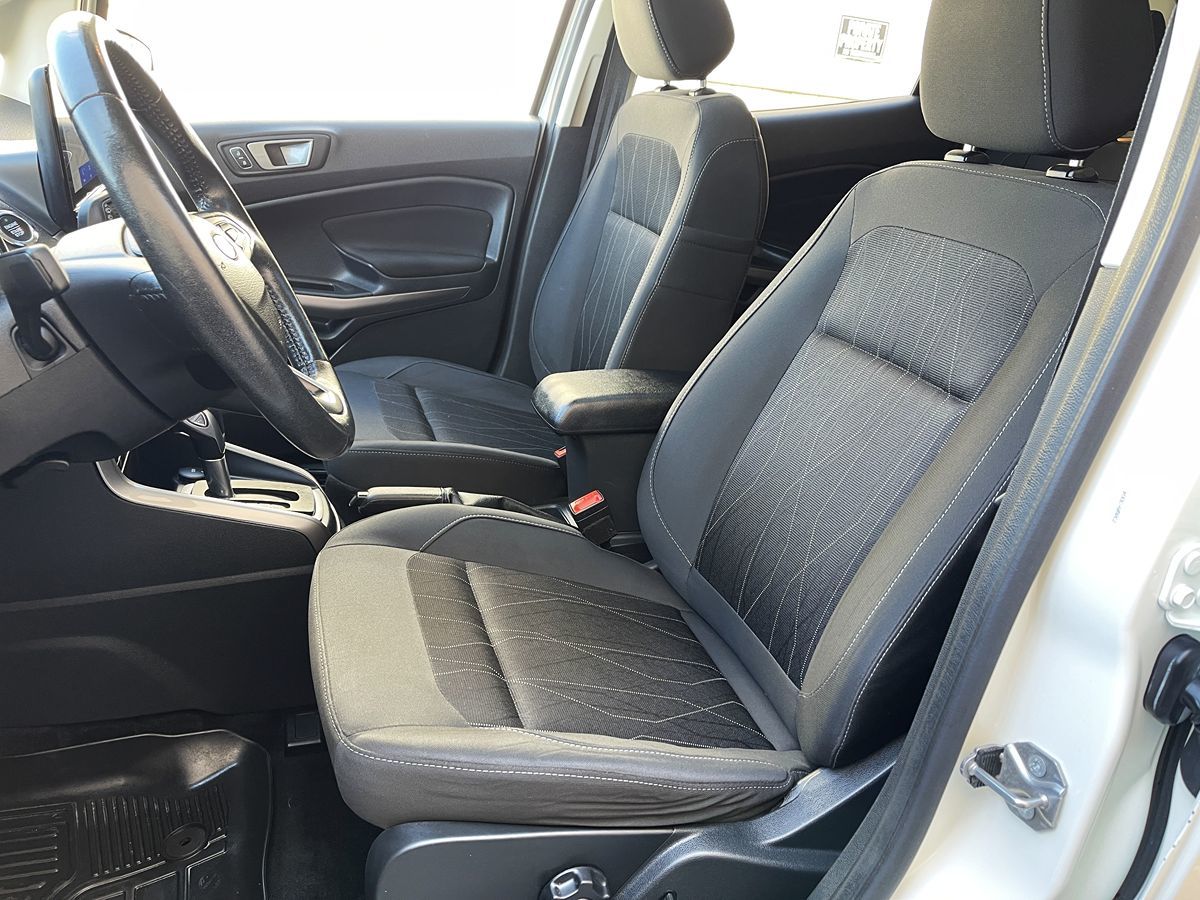 2020 Ford EcoSport SE photo 15