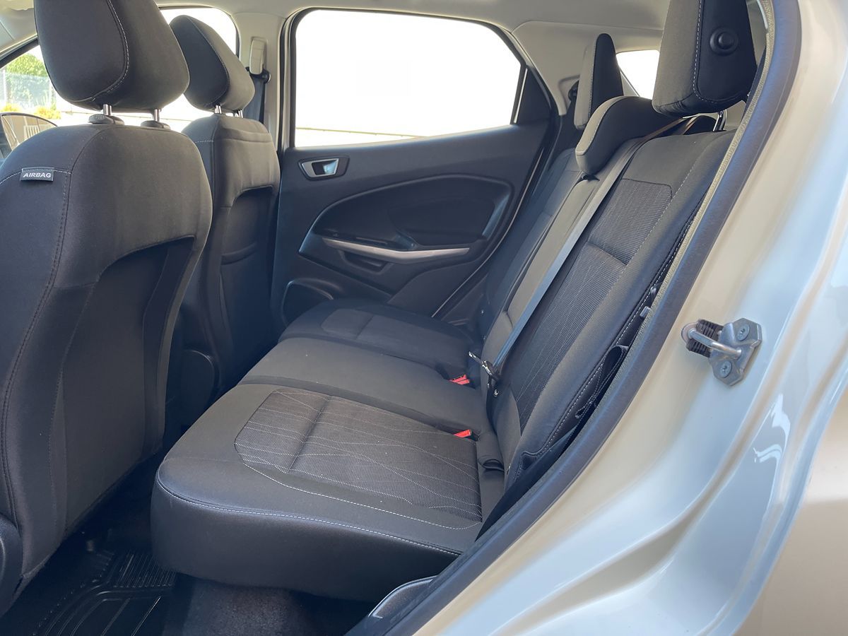 2020 Ford EcoSport SE photo 18