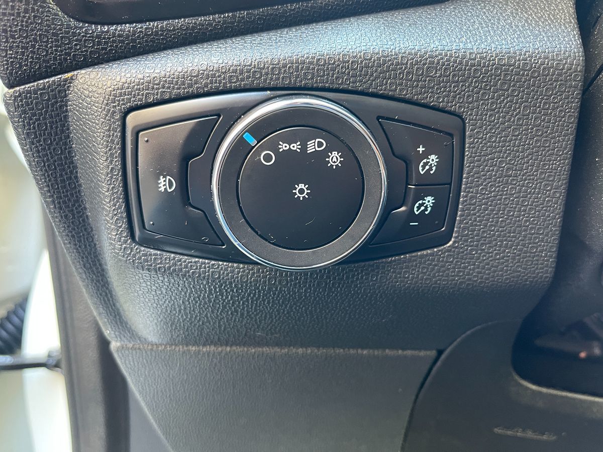 2020 Ford EcoSport SE photo 28