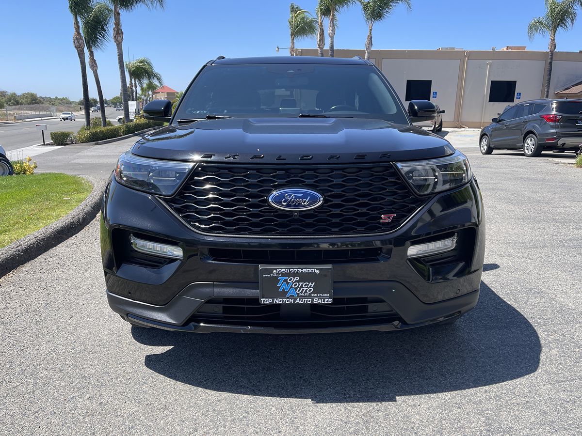 2020 Ford Explorer ST photo 2