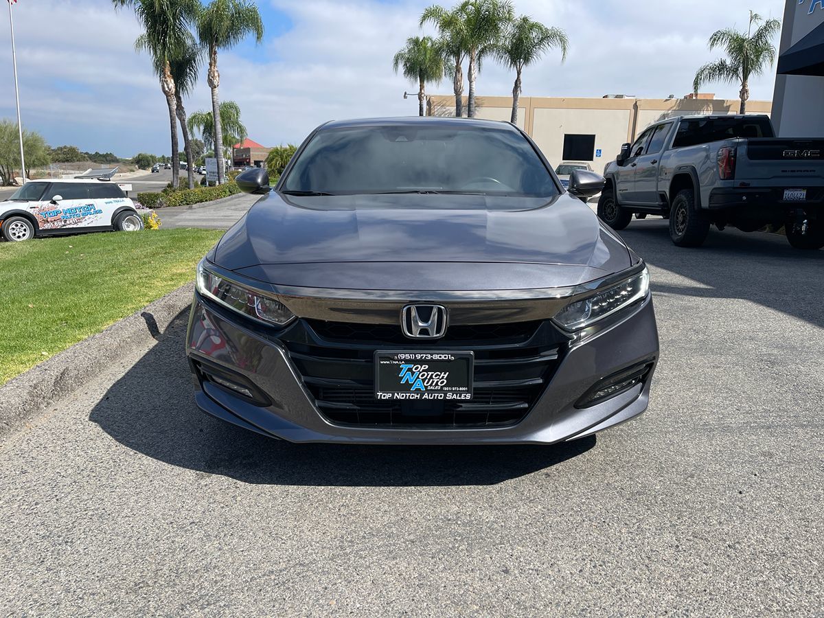 2018 Honda Accord Sport 1.5T photo 2