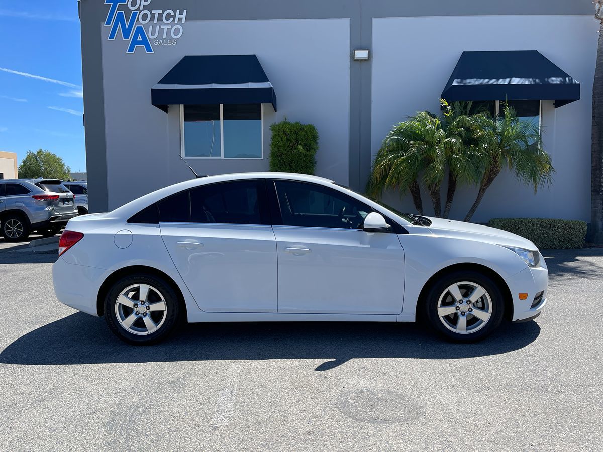 2014 Chevrolet Cruze photo 4