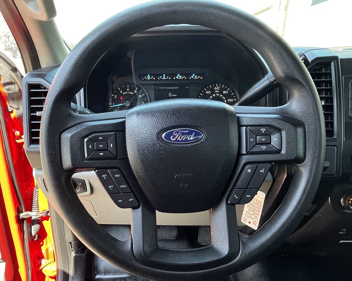 2016 Ford F-150 XL photo 21