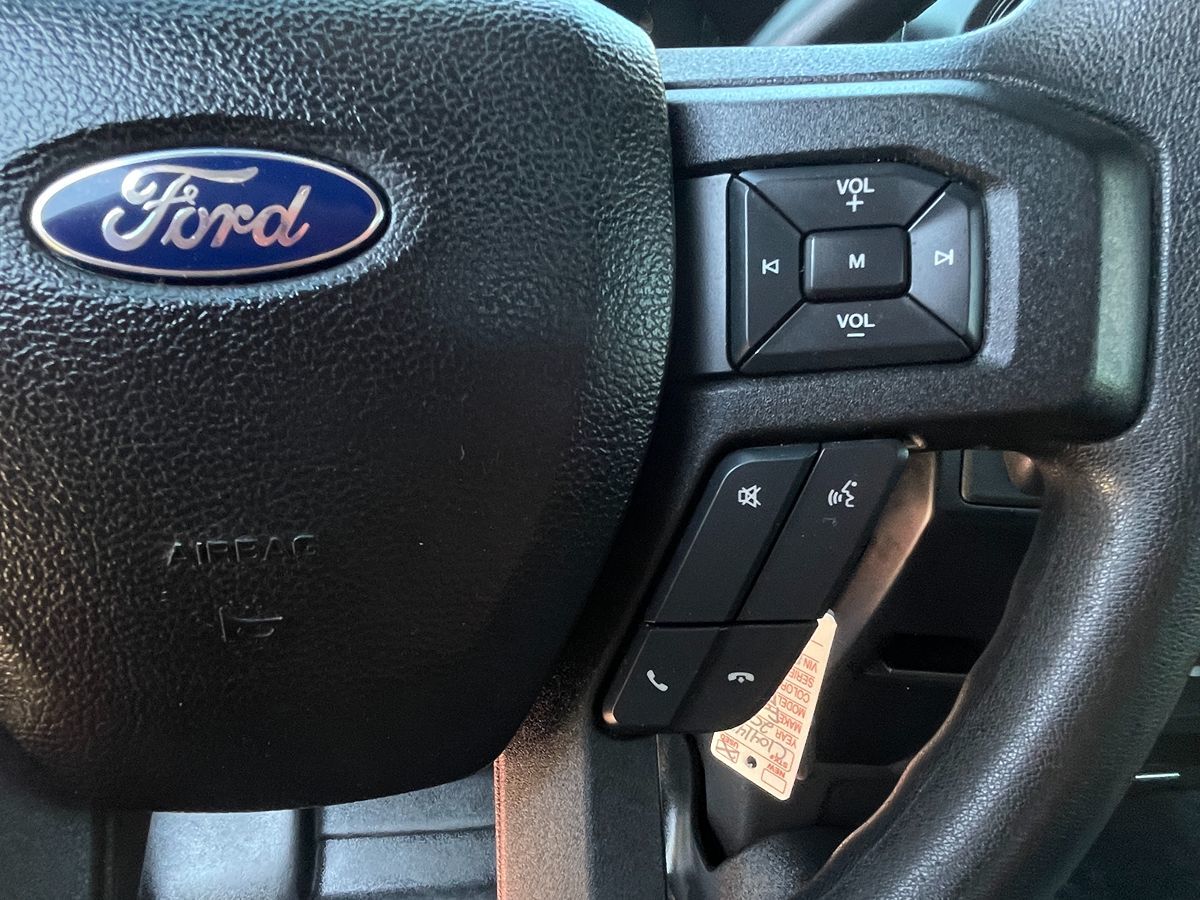 2016 Ford F-150 XL photo 24