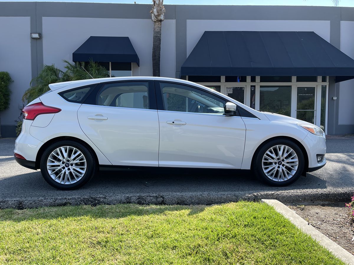 2018 Ford Focus Titanium photo 4