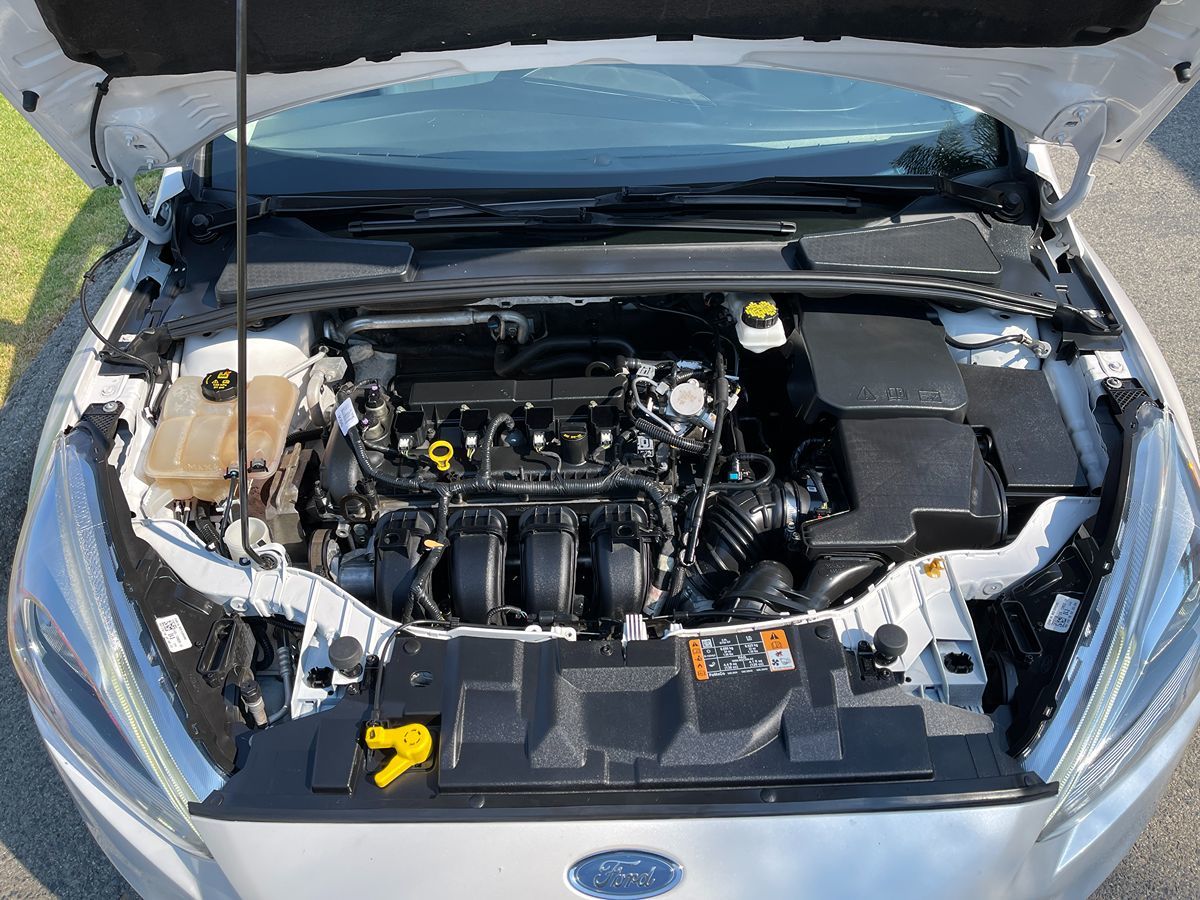 2018 Ford Focus Titanium photo 31