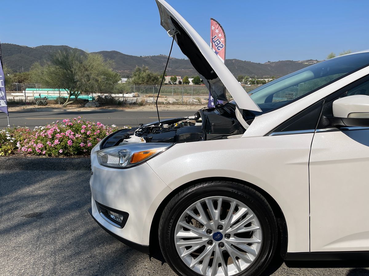 2018 Ford Focus Titanium photo 32