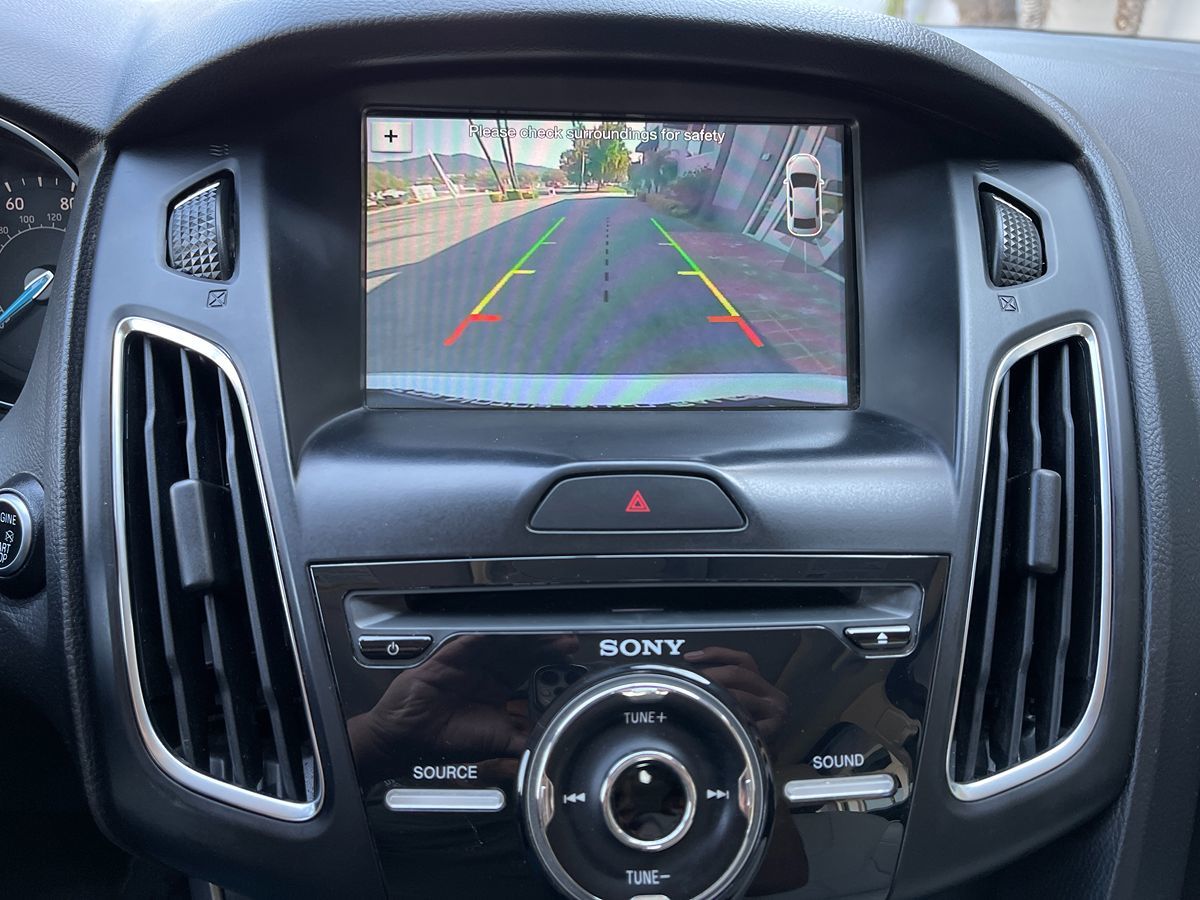 2018 Ford Focus Titanium photo 9