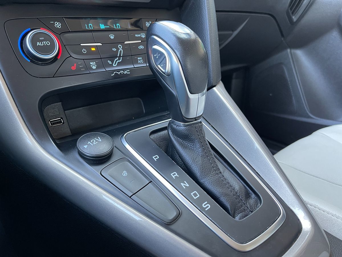 2018 Ford Focus Titanium photo 30