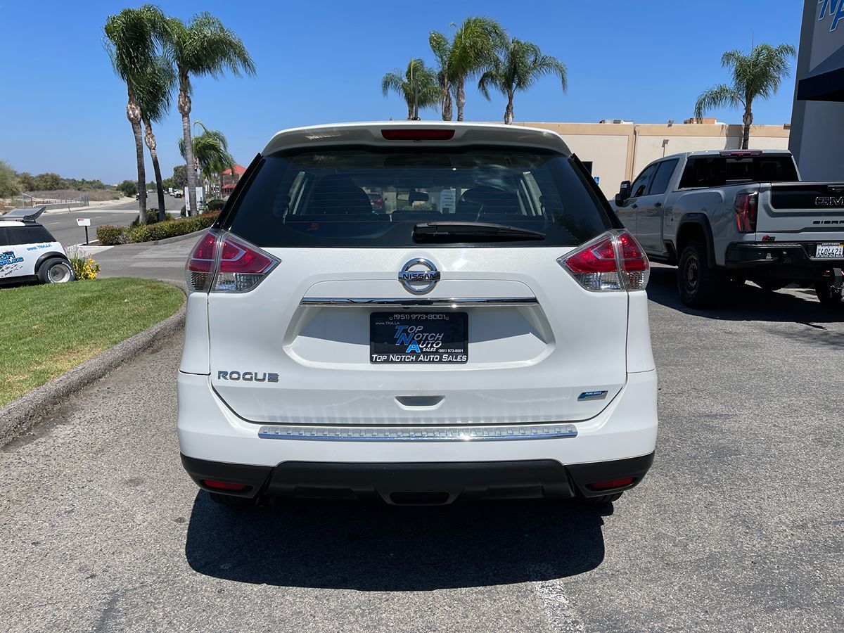 2014 Nissan Rogue S photo 3