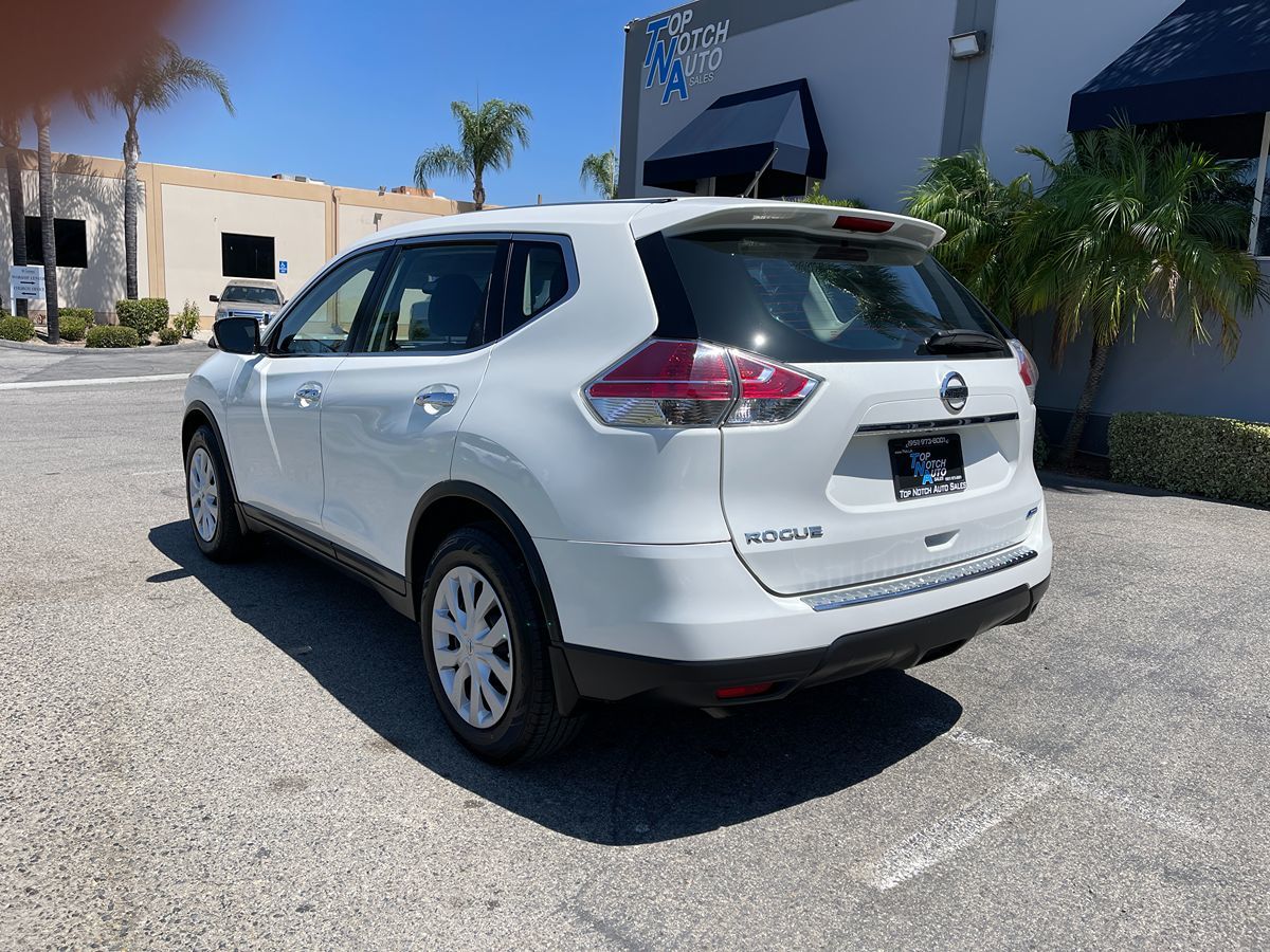 2014 Nissan Rogue S photo 4
