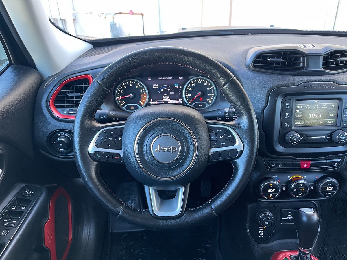 2016 Jeep Renegade Trailhawk photo 10
