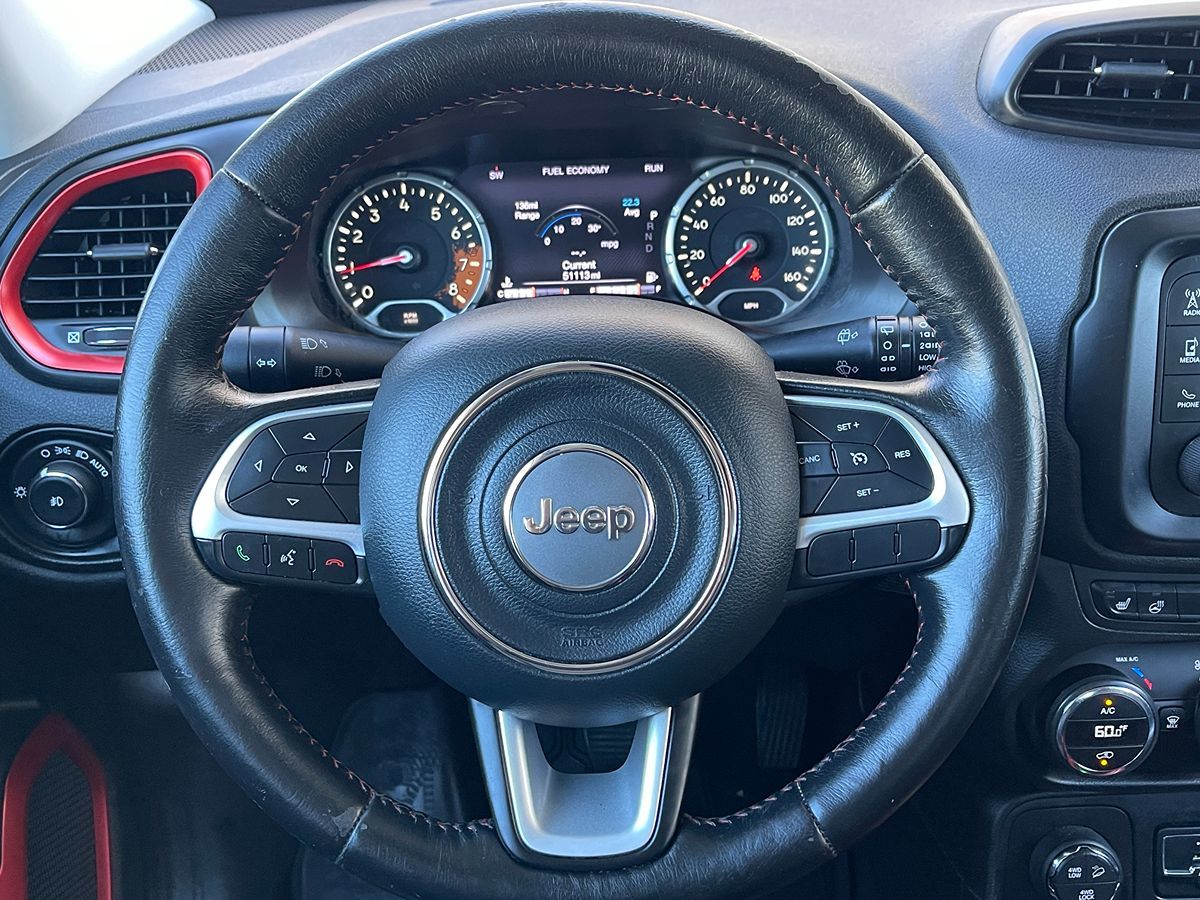 2016 Jeep Renegade Trailhawk photo 24